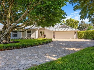 8137 Ronda CT