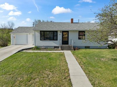 503 1st Ave W
