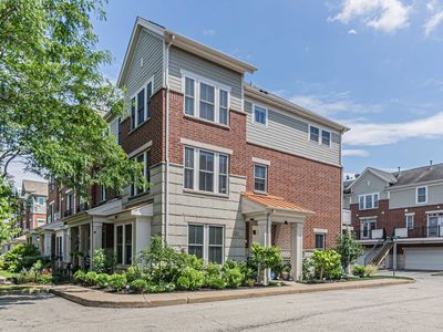 226 W Hyde St #8-4