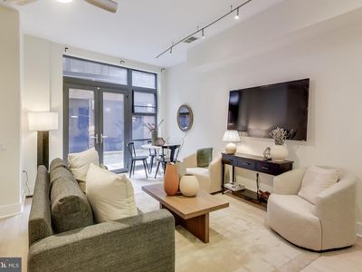 2426 Ontario Rd NW #101