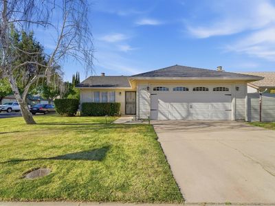 2037 Zeeland Ct