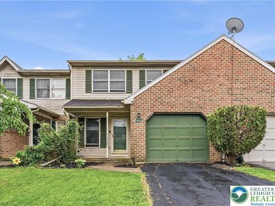 5507 Jaclyn Ln