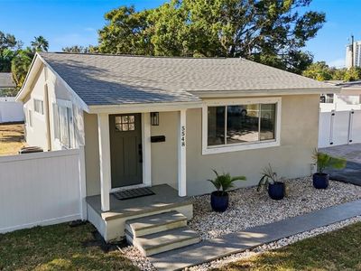 5548 Dartmouth Ave N