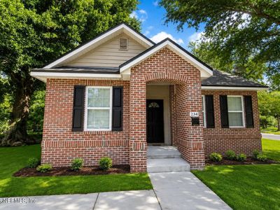 2249 W 45TH
