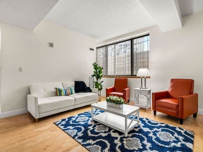 169 Monsignor Obrien Hwy APT 305
