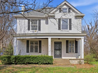 2665 Paris Pike