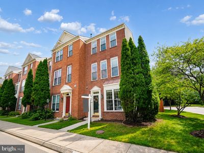13135 Park Crescent Cir