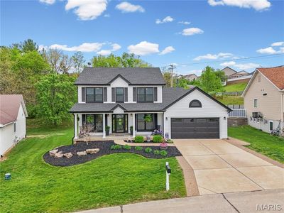 5313 Burgundy Dr
