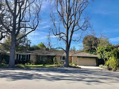 16 Palm Ct
