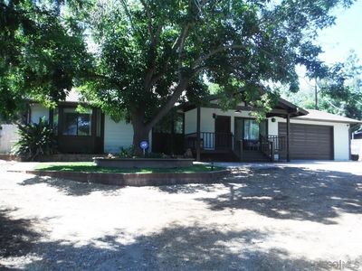 12261 Linroe Dr