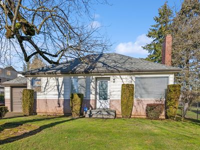 11217 SE Stark St #1