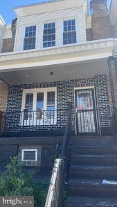 971 Carver St