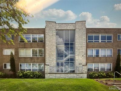 520 S Brentwood Blvd APT 2D