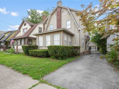 130 Clifton Pl