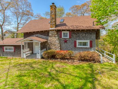 14 Summit Road