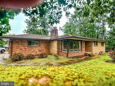 7041 Cindy Ln