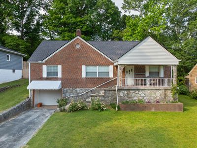 110 Forsythe St