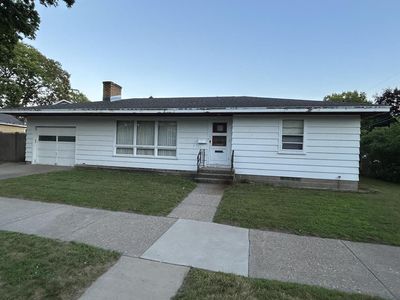 920 Zeisler St 731 10th St N STREET