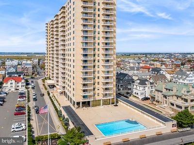 5000 Boardwalk APT 506