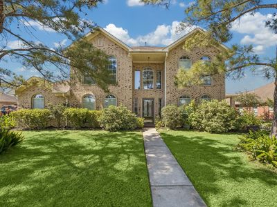 11407 Freestone Ave