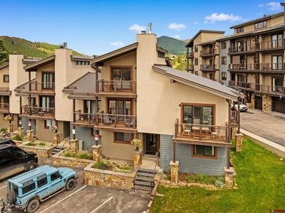 11 Crested Mountain Lane #J5