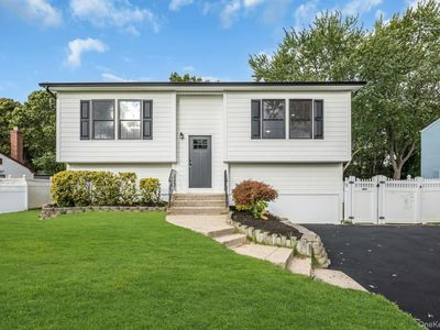 64 Skylark Drive
