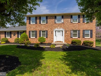 1921 Twin Lakes Dr