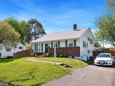 5 Stuart Dr