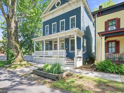 39 S Main St