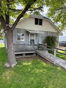 952 N 9th Ave