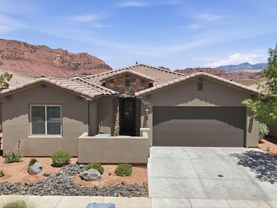 3800 Paradise Village Dr #14