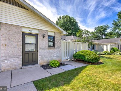 Property at 425 Valleybrook Dr, Lancaster, PA