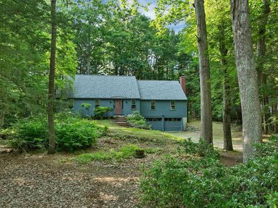 Property at 28 MANCHESTER Road, Amherst, NH