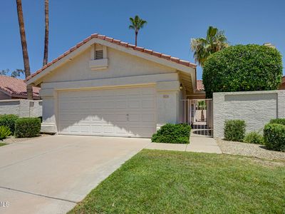 8824 E Riviera Drive