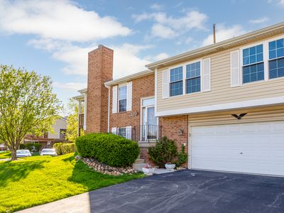 Property at 9756 Cambridge Cir, Mokena, IL