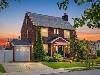 Property at 459 Twin Oaks Rd, Union, NJ