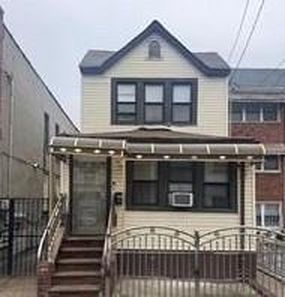 227 E 56th St