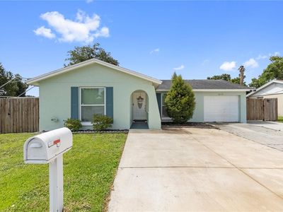 10112 ENCHANTED OAKS COURT