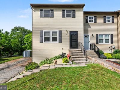 52 N Conley Ln