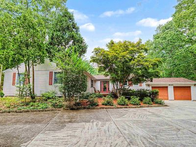 633 8th Ave