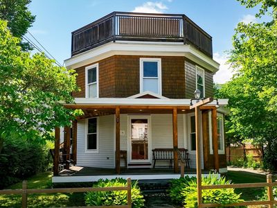 14 Main St