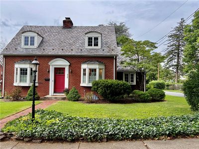 820 W Goepp St