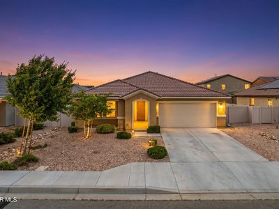 3561 E Garnet Ln