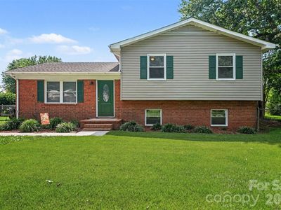 1130 Julius Dr