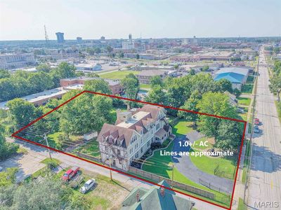 924 N Main Ave