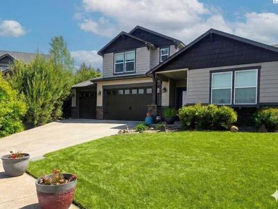515 NW Aspen Ct
