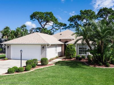 3517 E Glen Eagles Dr