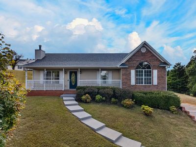 5711 Christine Ln