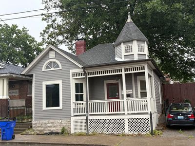 117 W Maxwell St