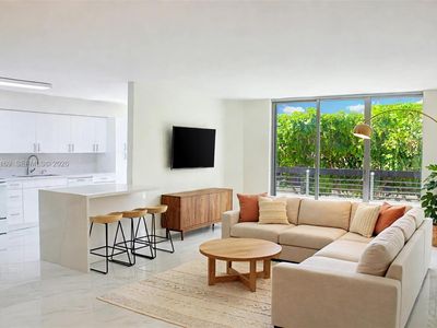 19101 NE 36th Ct APT 302